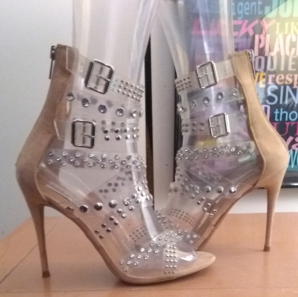 Steve Madden Shoes - Bold Beaded SM Sandals